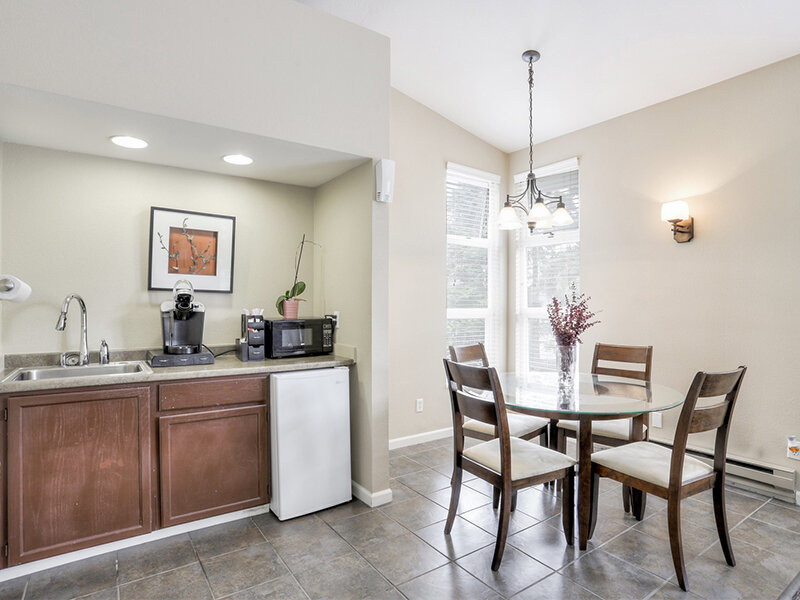 Exterior Dining | Sunnydale