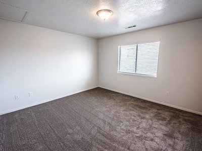 Room | Canyon Pointe Apartments