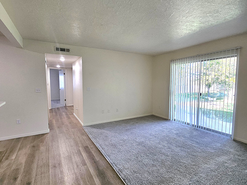 Front Room | Canyon Pointe Apartments