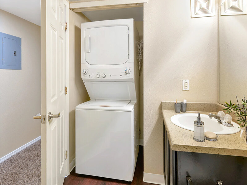 Washer & Dryer | Crossroads at City Center