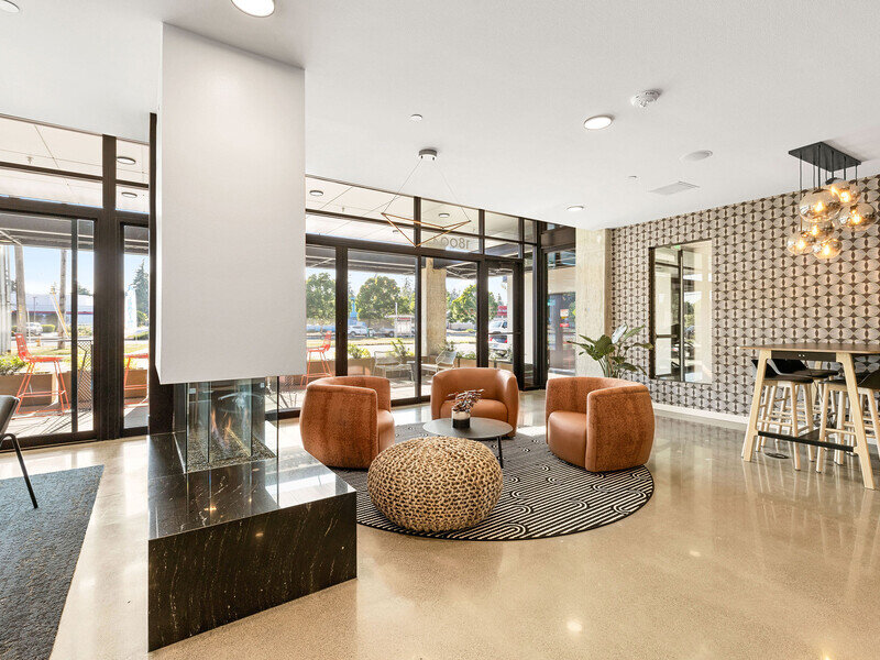 Community Seating Area | Ion Town Center