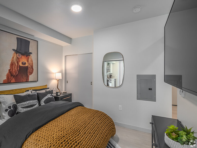 Luxury Bedroom Area | Ion Queen Anne