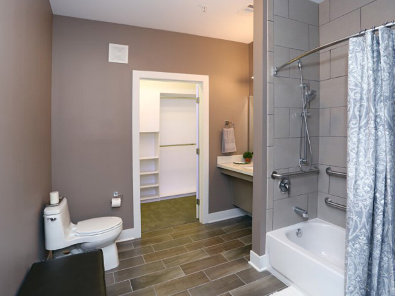 Bathroom | 500 Station