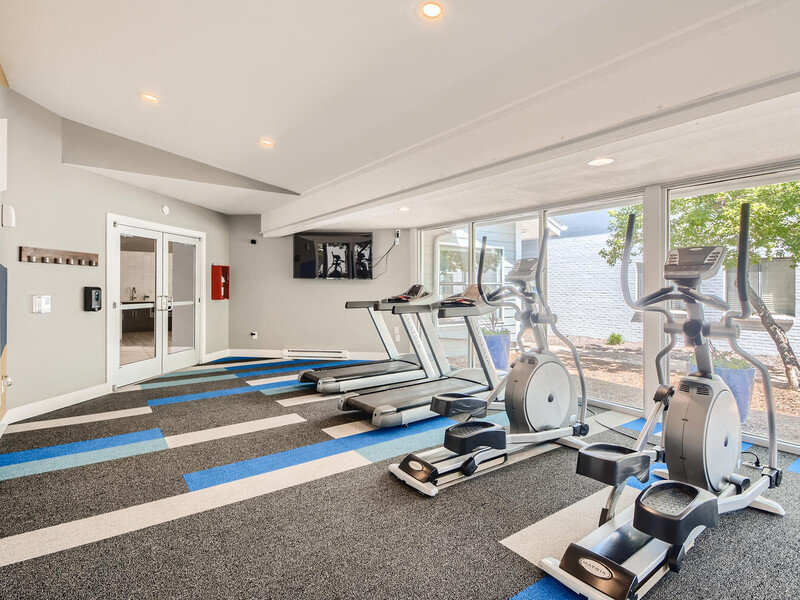 Fitness Center | Preserve at City Center Apartments in Aurora, CO