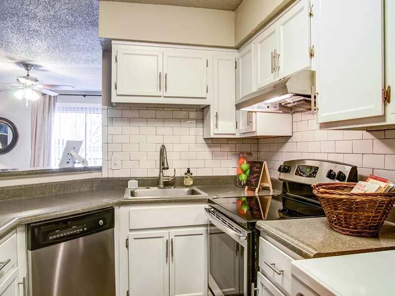 Stainless Steel Appliances | Bellevue West Apartments