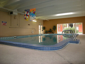 Large Pool | Greentree Village