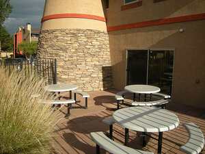 Exterior Dining | Greentree Village