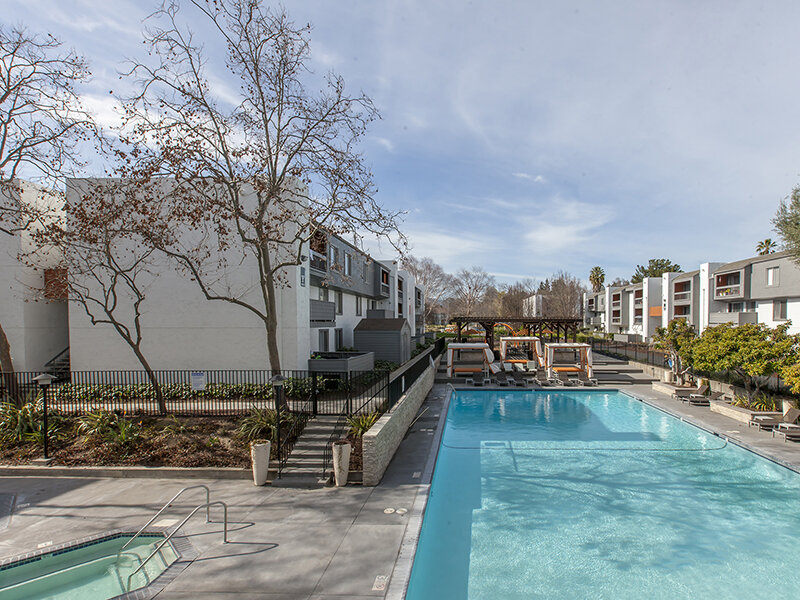 Sparkling Pool | Park Kiely