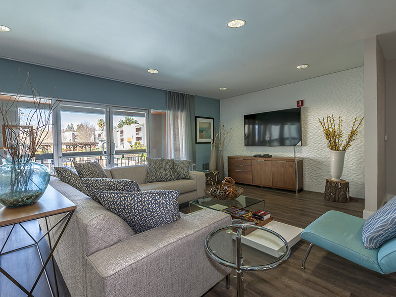Spacious Living Room | Park Kiely