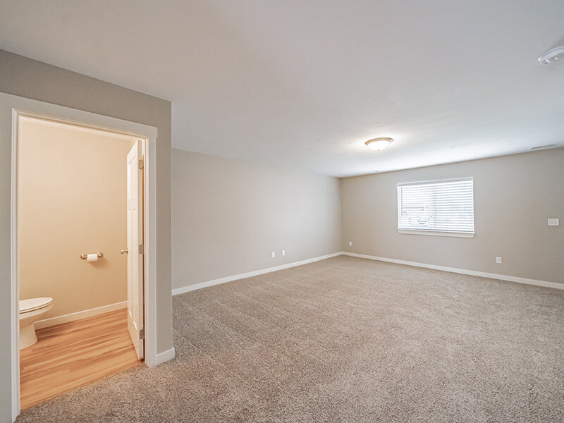 Luxury Living Room | Meadowcreek Townhomes