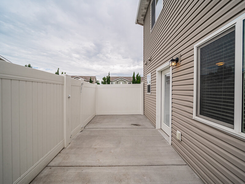 Exterior Views | Meadowcreek Townhomes