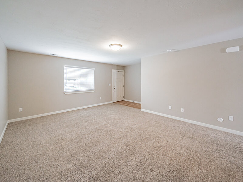 Large Living Room | Meadowcreek Townhomes