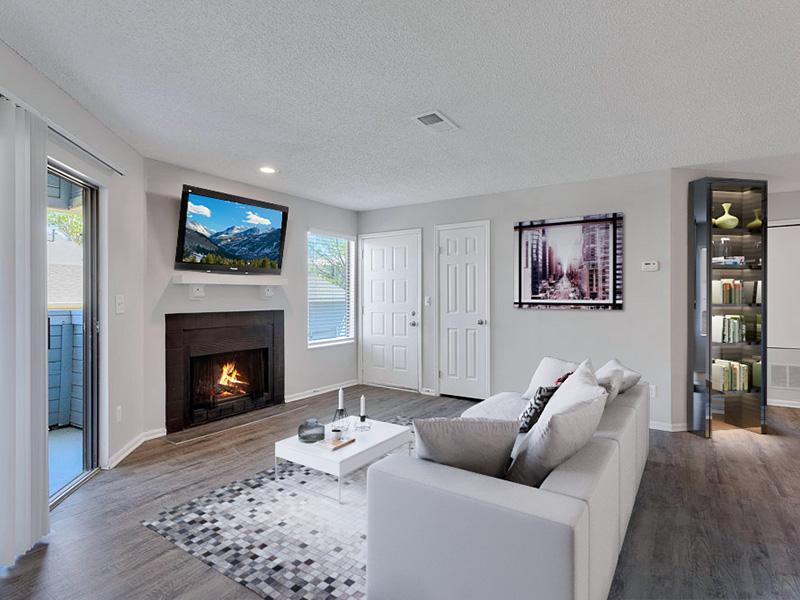 Living Room | Cheyenne Crest Apartments