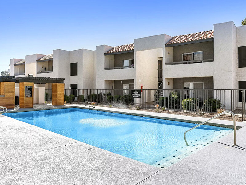 Sparkling Pool | The Rowan