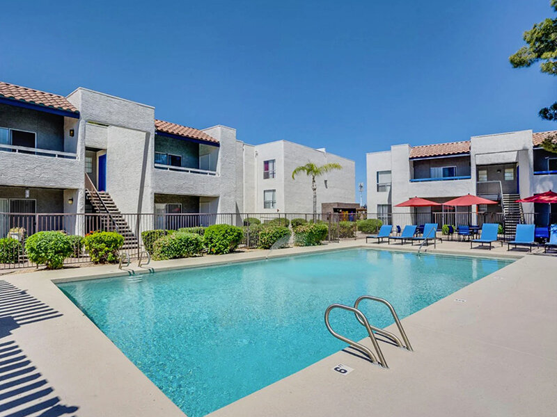 Apartment Pool | The Rowan