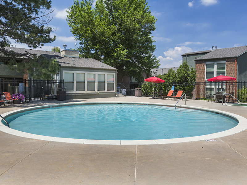 Apartments with a Pool | 25 Broadmoor