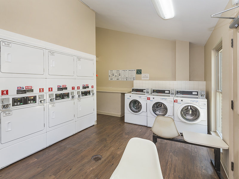 Laundry Facility | 25 Broadmoor
