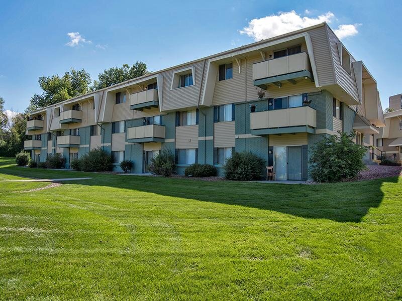Villas at Parker Apartments in Denver, CO
