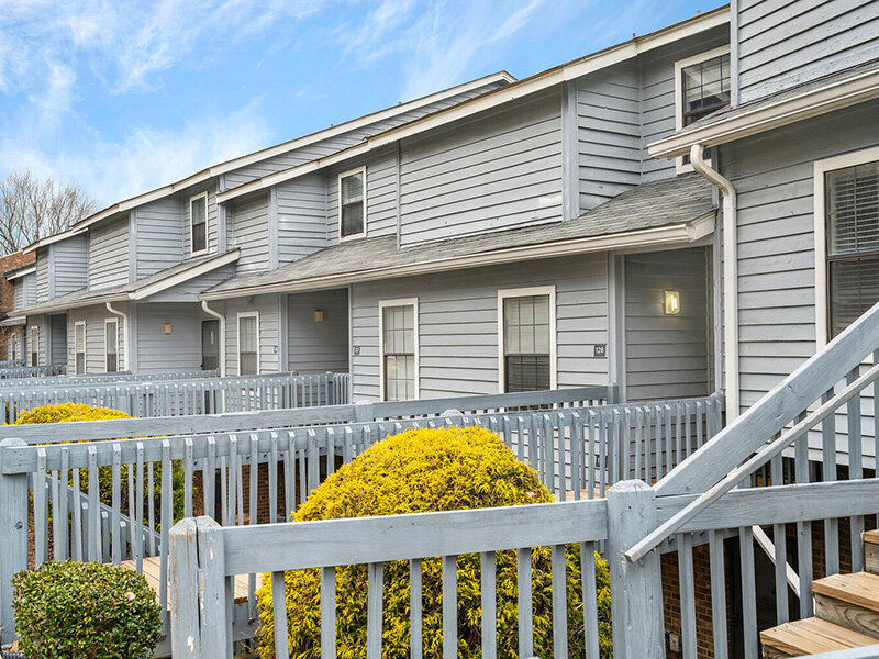 Apartment Property | Lakeside Place