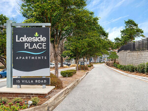 Sign | Lakeside Place