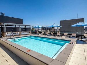 Swimming Pool | 42 Magnolia + 5000 Forest Apartments