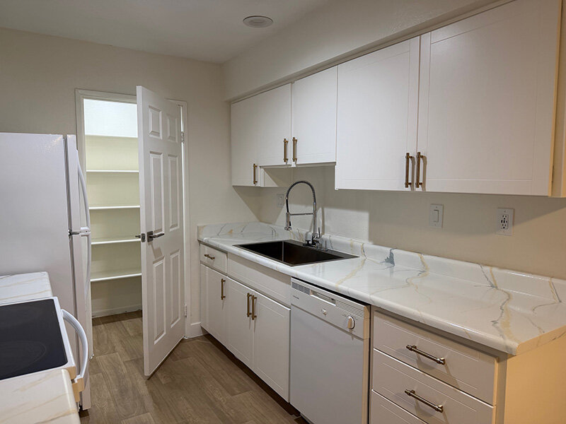 Kitchen with Pantry | Morrell Park Apartments