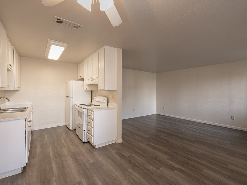Kitchen and Dining Area | Riverstone