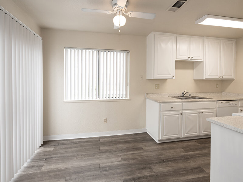 Apartment Property Kitchen | Riverstone