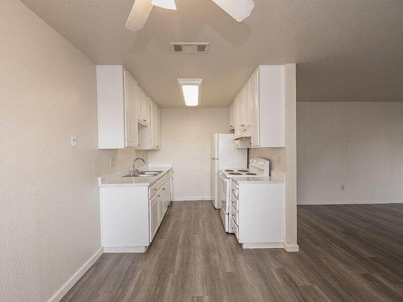 Apartment Kitchen Room | Riverstone