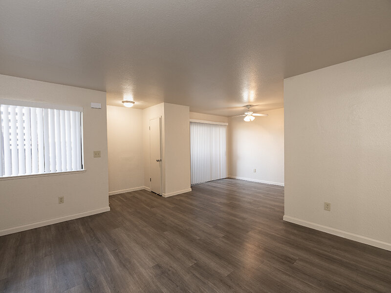 Spacious Luxury Room | Riverstone