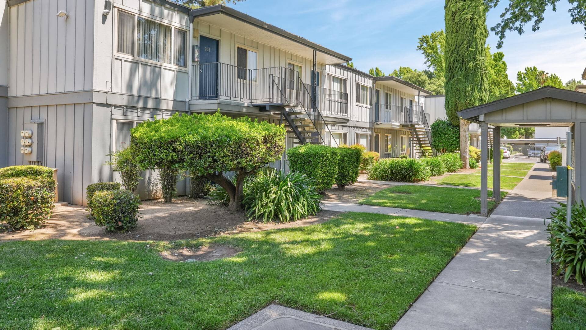 Shenandoah Apartments in Sacramento, CA