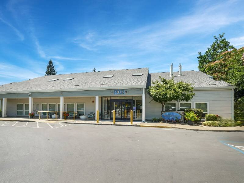 Clubhouse Exterior | Albert Einstein Apartments