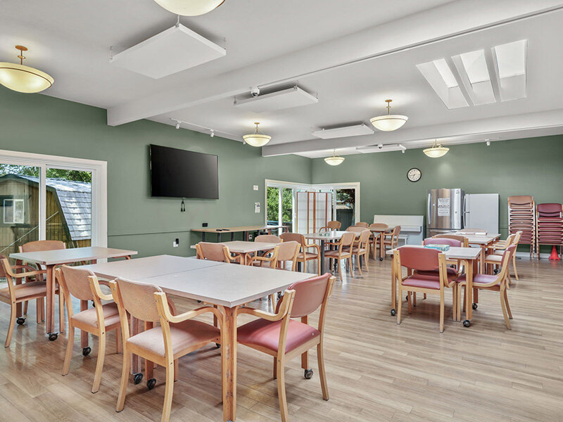 Community Seating with Wood Styled Floors and Television |  Parnow Friendship House