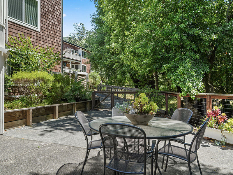 Patio Seats with Breathtaking Views |  Parnow Friendship House