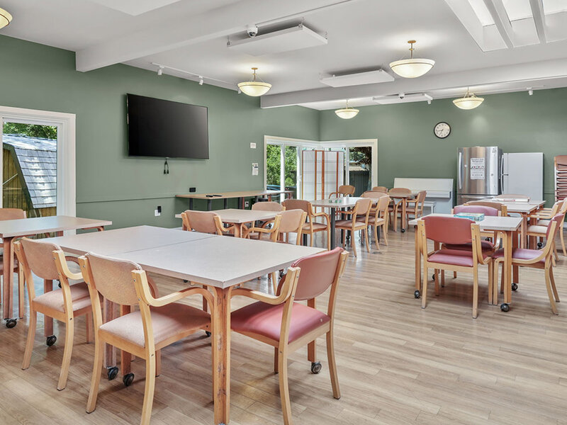 Parnow Friendship House Apartments
