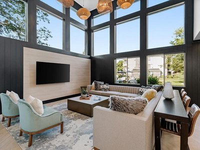 Clubhouse Lounge | Kallisto at Bear Creek Lakewood Apartments
