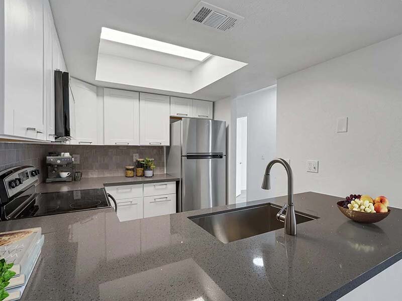 Kitchen | The Harrison Apartments
