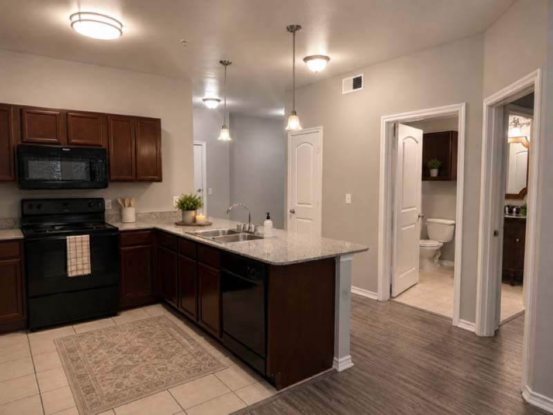 Kitchen | 2x2 | Aventine at Kessler