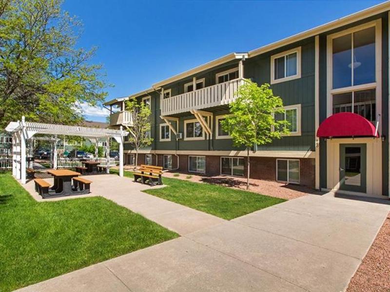  Apartments in Colorado Springs, CO 