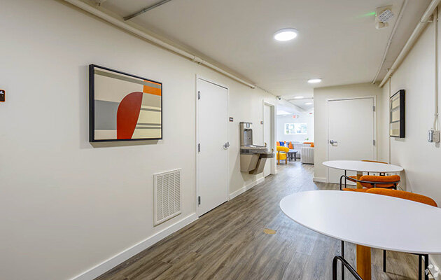 Broad View Apartment Features