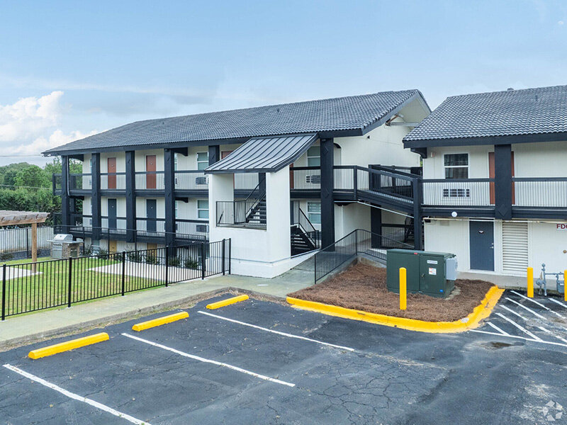 Parking | Broad View Apartments