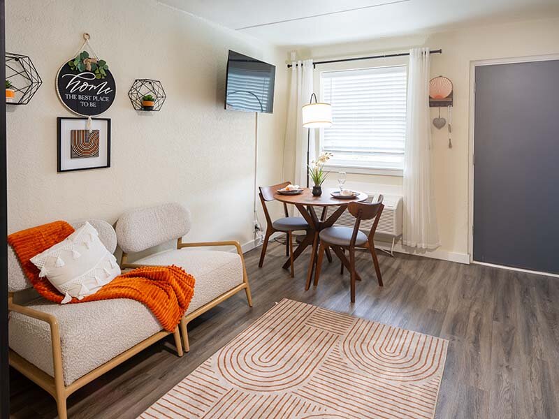 Dining Nook | Broad View Apartments