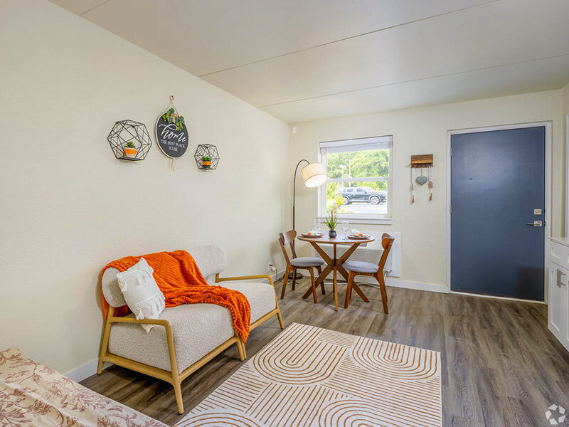 Living Room | Broad View Apartments