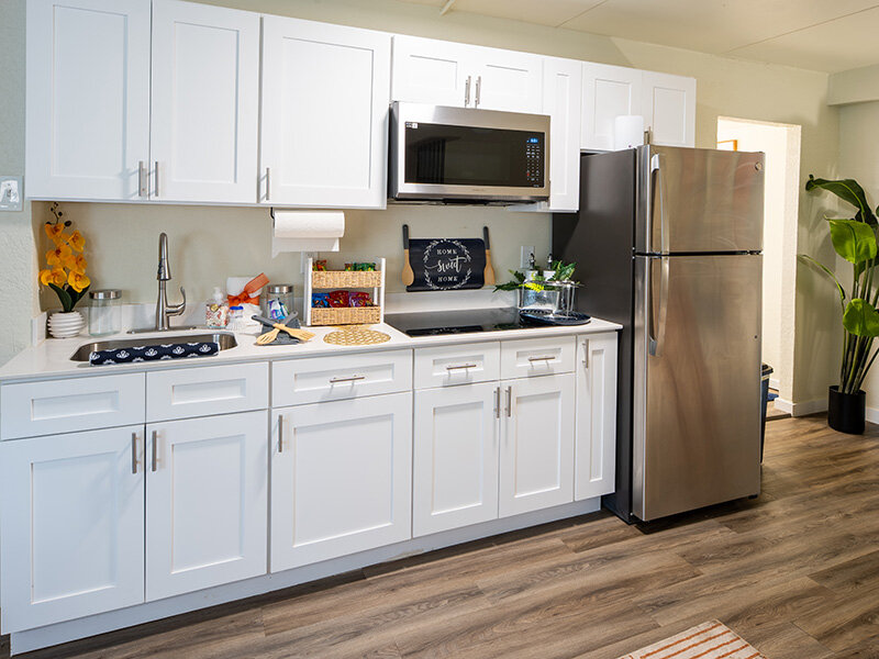 Kitchen with Stainless Appliances | Broad View Apartments