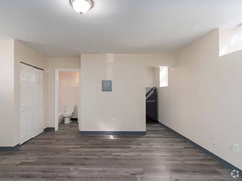 Studio Front Room | The Mayflower