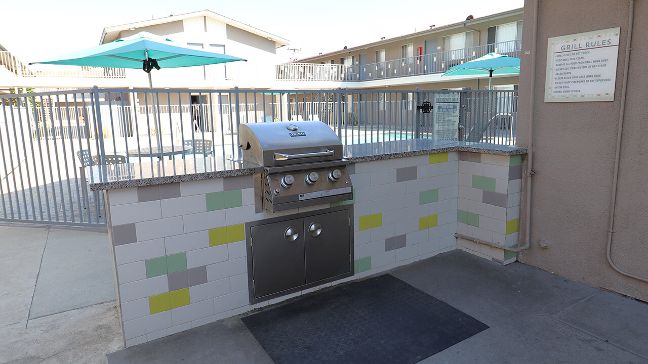 Parker CA Apartments Neighborhood