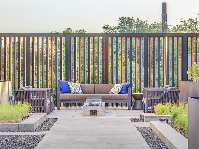 Outdoor Lounge | Harvest Apartments