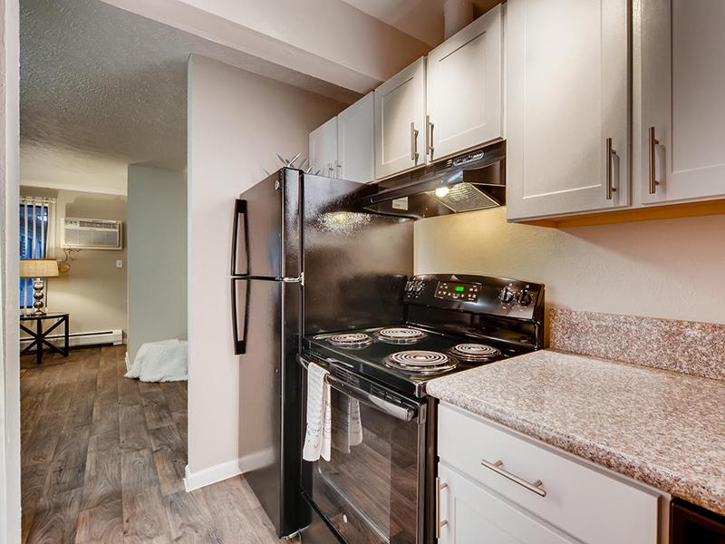 Kitchen Appliances | The Atrii Apartments in Denver, CO