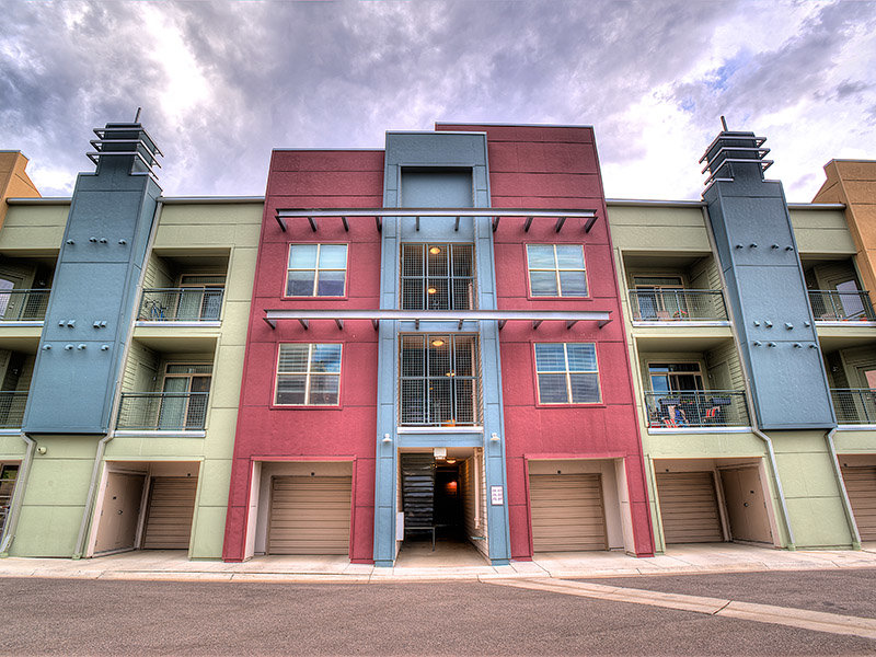 Exterior | Arista Flats Broomfield Apartments for Rent