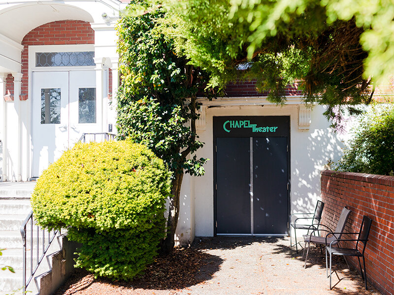 Apartment Property Leasing Office Entrance | Milepost 5
